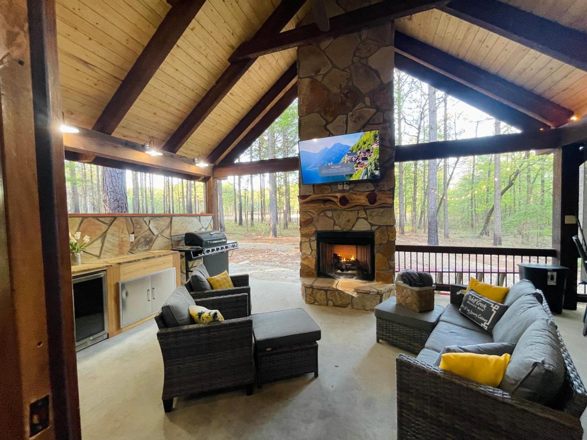 Wolf Creek Luxury Cabin Броукън Боу Екстериор снимка
