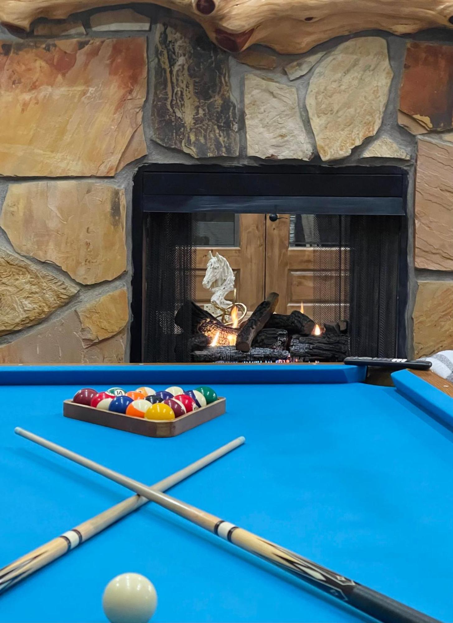 Wolf Creek Luxury Cabin Броукън Боу Екстериор снимка