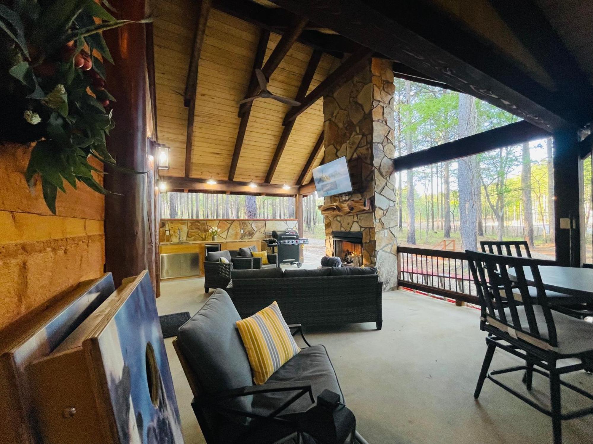 Wolf Creek Luxury Cabin Броукън Боу Екстериор снимка