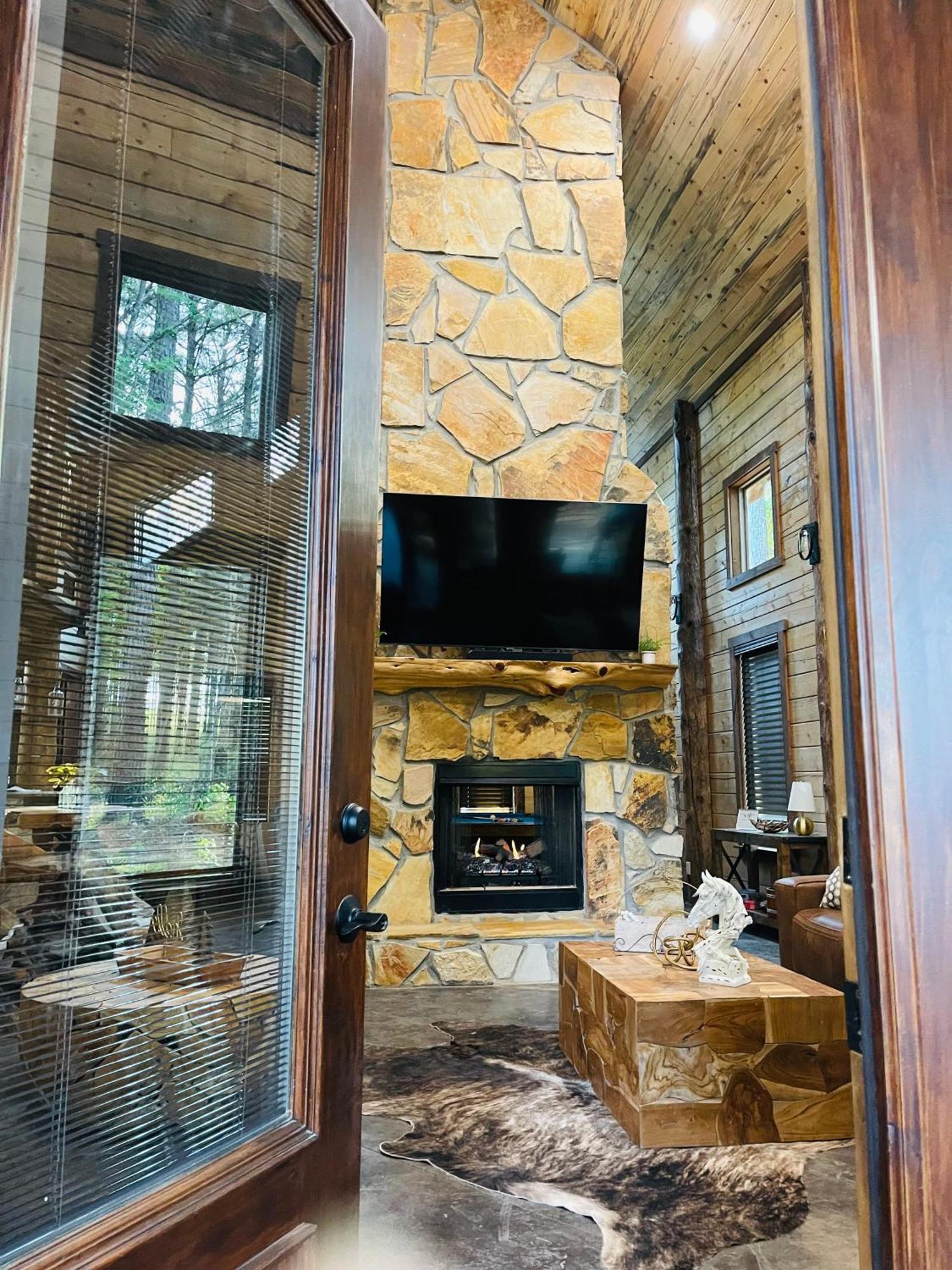 Wolf Creek Luxury Cabin Броукън Боу Екстериор снимка